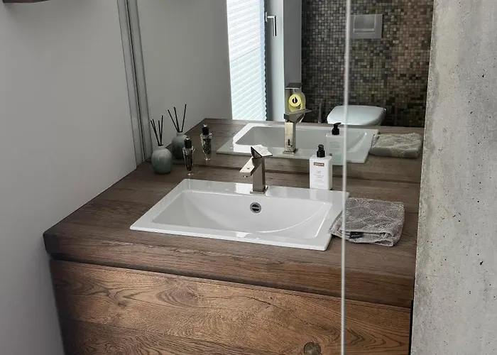 Penthouse Mit Whirlpool & Riesenterrasse Apartament