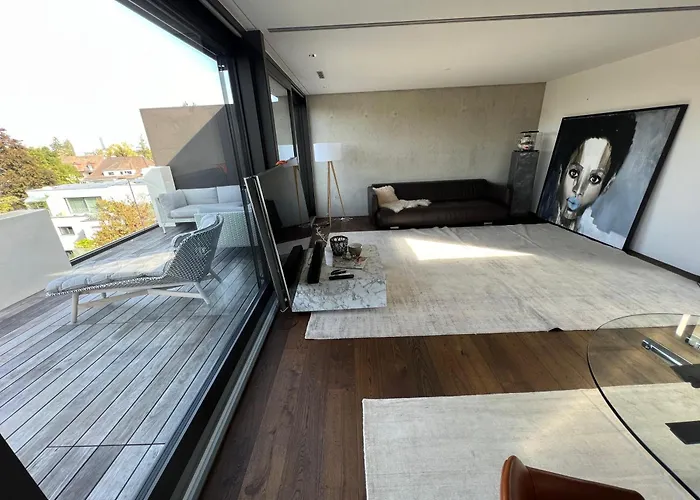 Penthouse Mit Whirlpool & Riesenterrasse *