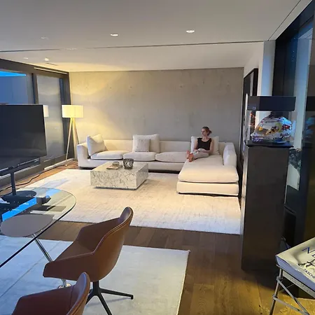 Penthouse Mit Whirlpool & Riesenterrasse דירה